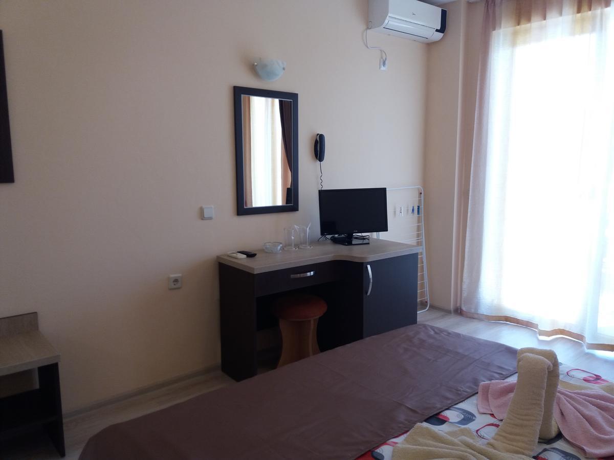 Hotel Sirena Primorsko Luaran gambar
